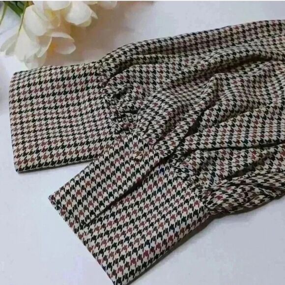 who what wear women's Blouse with Tie Front and Bib Collar - Picture 10 of 13